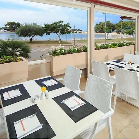 Stunning Apartment In Umag 公寓 *